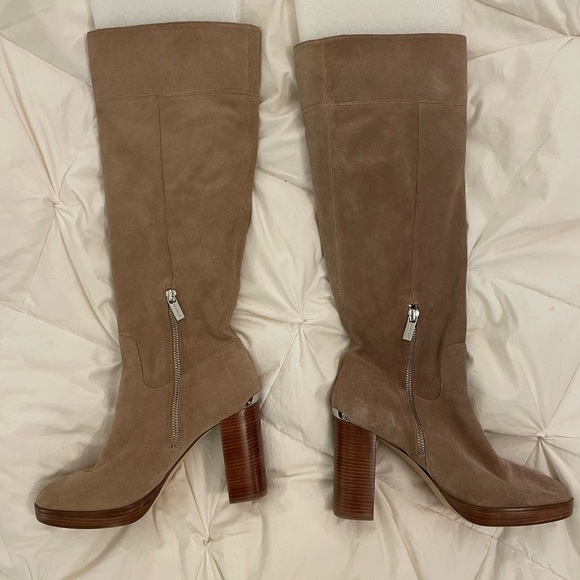 Suede Michael Kors Regina Boot in Beige 8 - Picture 9 of 11